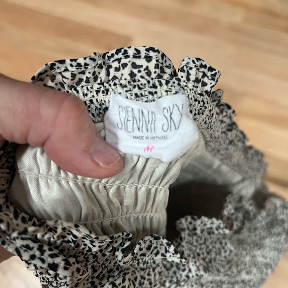 Sienna Sky Medium Leopard Animal Print Strapless Dress - Picture 4 of 4